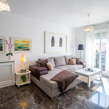 Luna Apartment